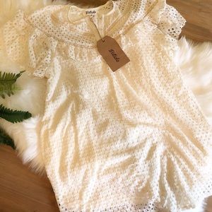 NWT LISTICLE EYELET BABYDOLL TOP SIZE MEDIUM